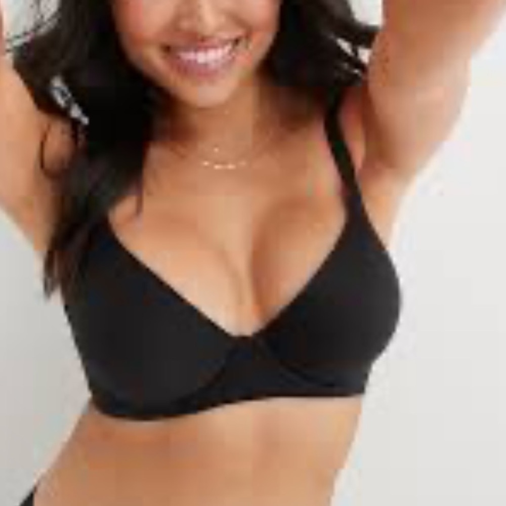 AERIE Black Lightly Padded Push Up Underwire Swim Top 34B